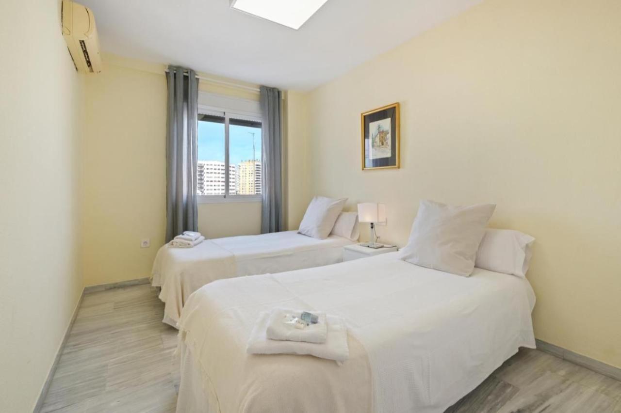 Apartamento En Calle Cuarteles De Dos Habitaciones 말라가 외부 사진